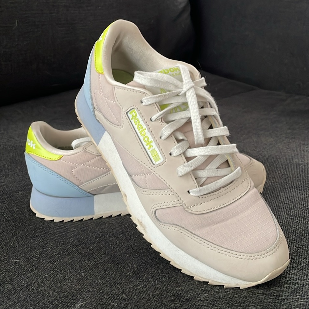 Reebok Classic Nylon Foundation Sneakers! Cream with lime green and light blue!